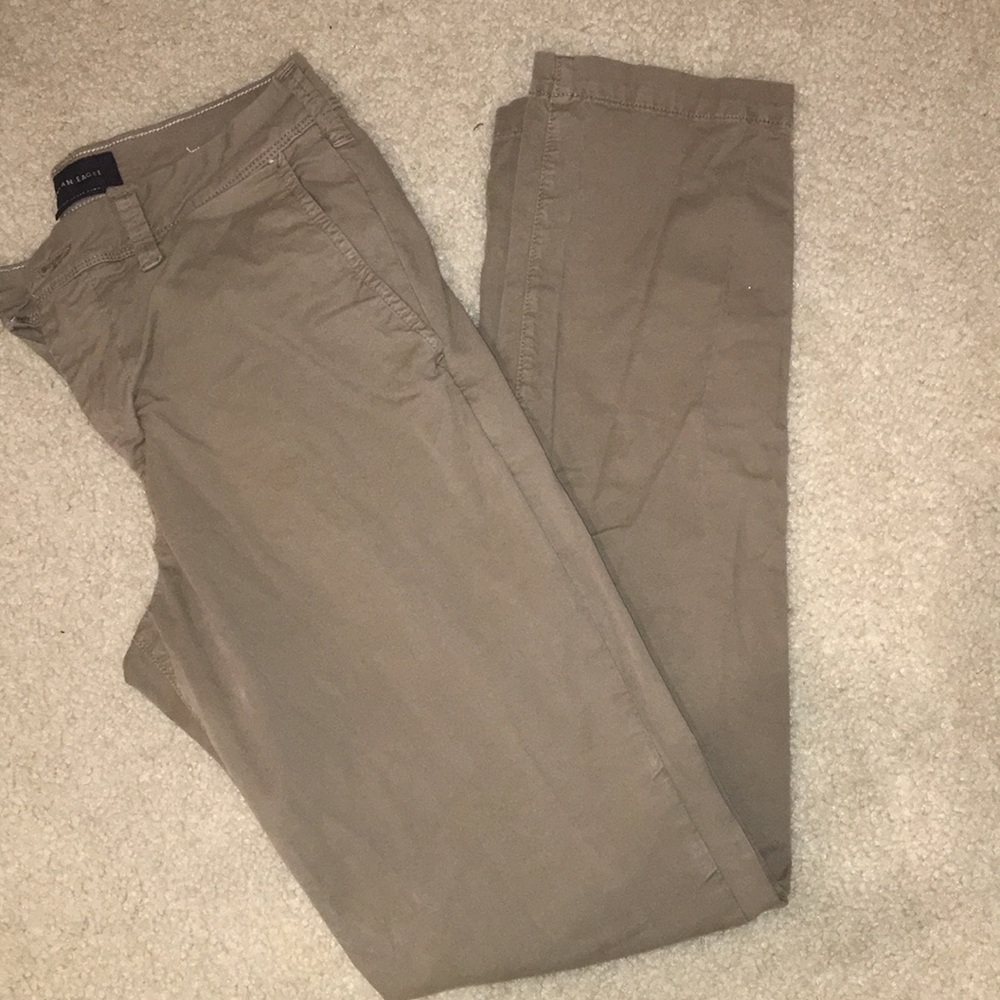 Khaki American Eagle pants slim straight NWOT